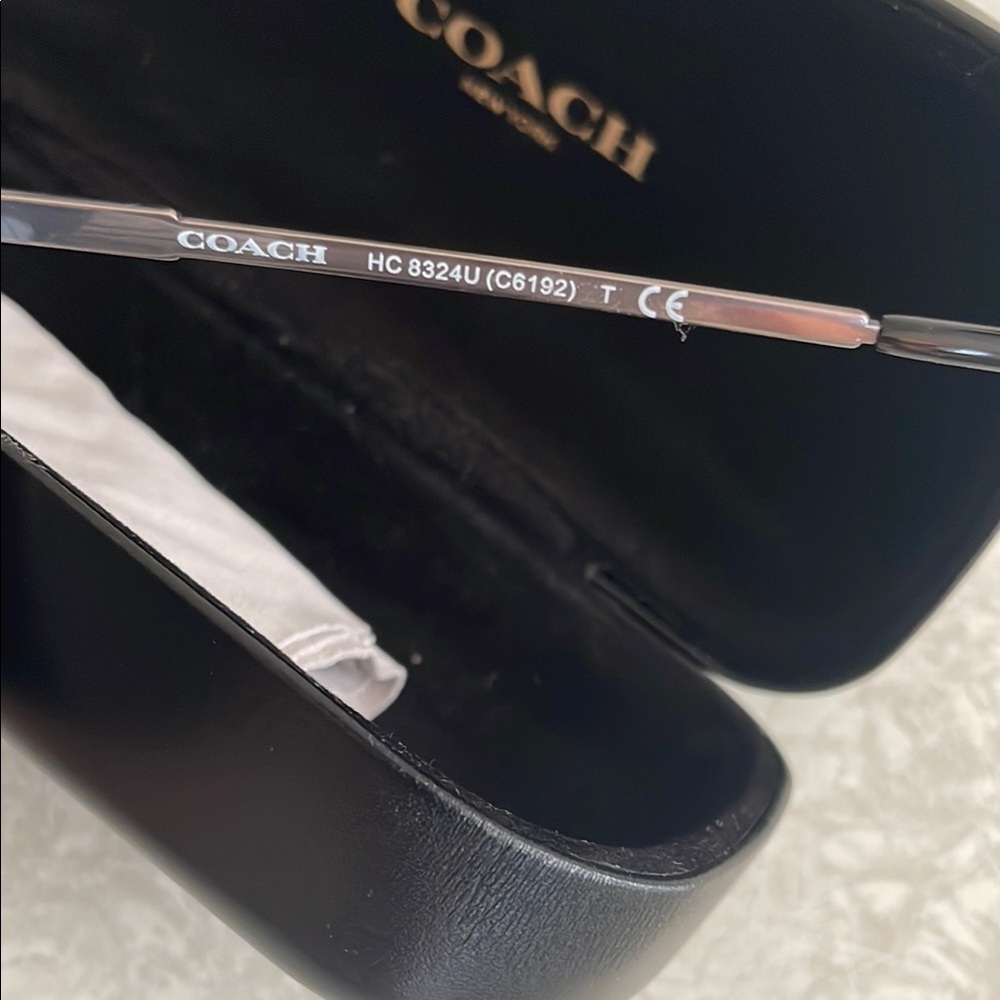 Coach Black Sunglasses with Matching Hard Case - Picture 3 of 6
